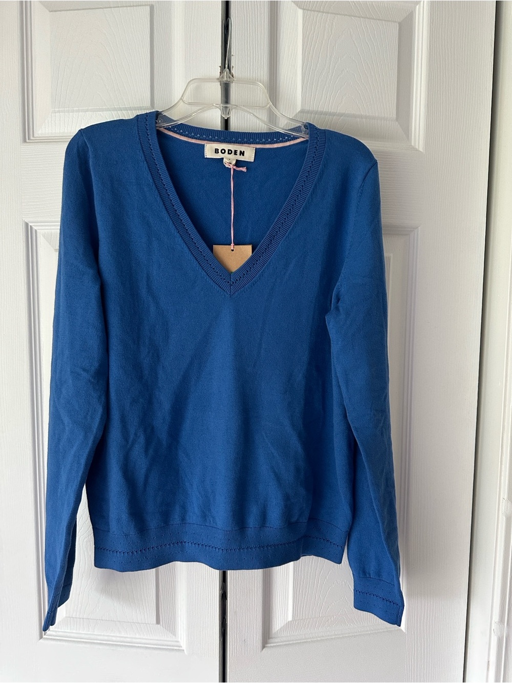 Boden V-Neck Sweater in Cobalt Blue